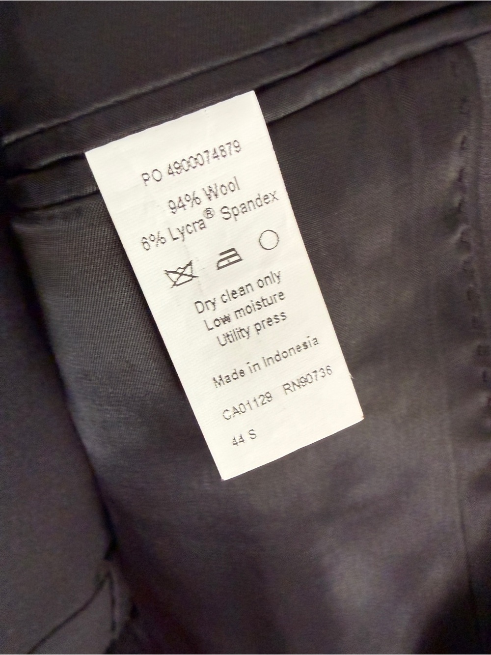 Calvin Klein Men's Charcoal Gray 2 piece Suit! - Picture 5 of 14